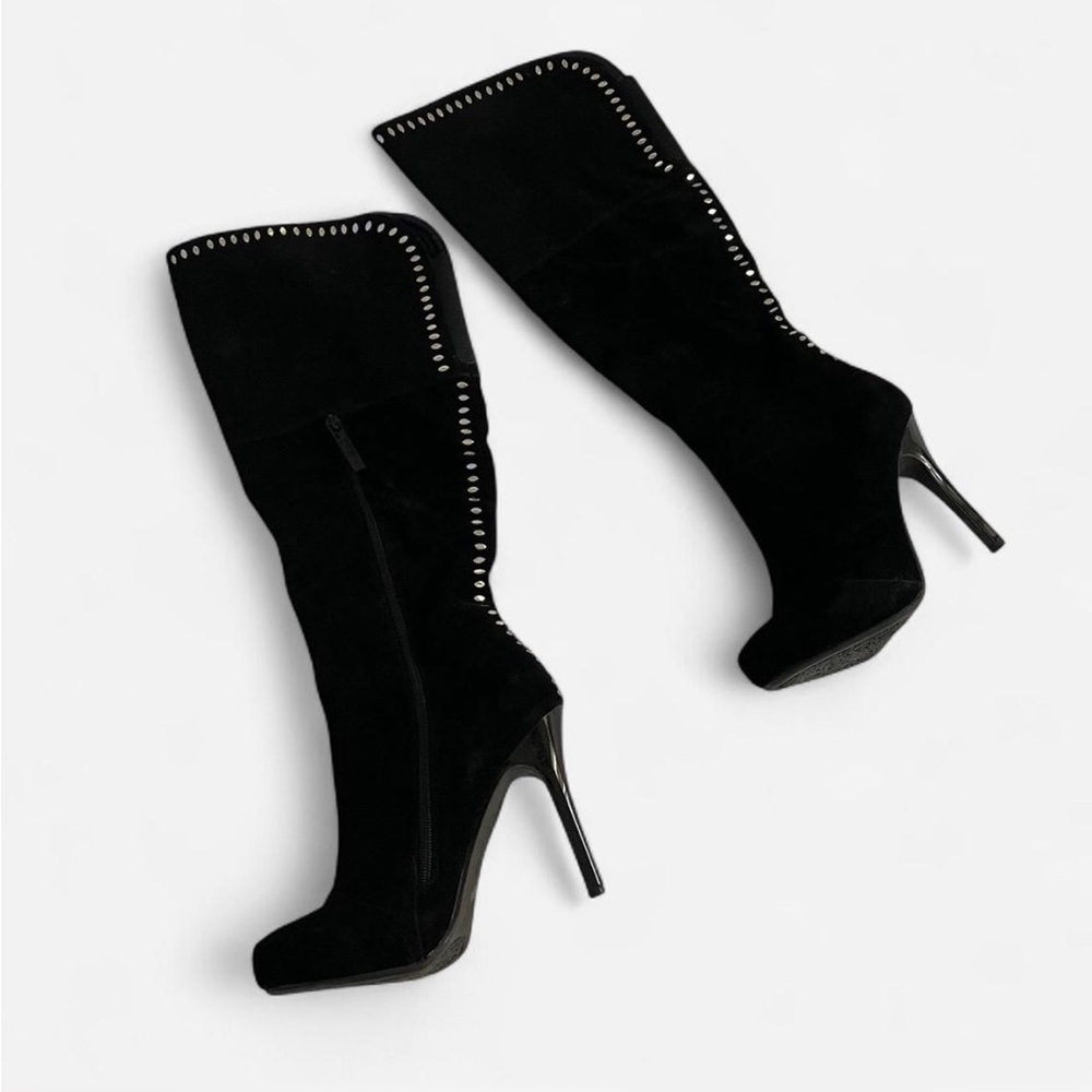 Elegant Black Knee-High Stiletto Boots